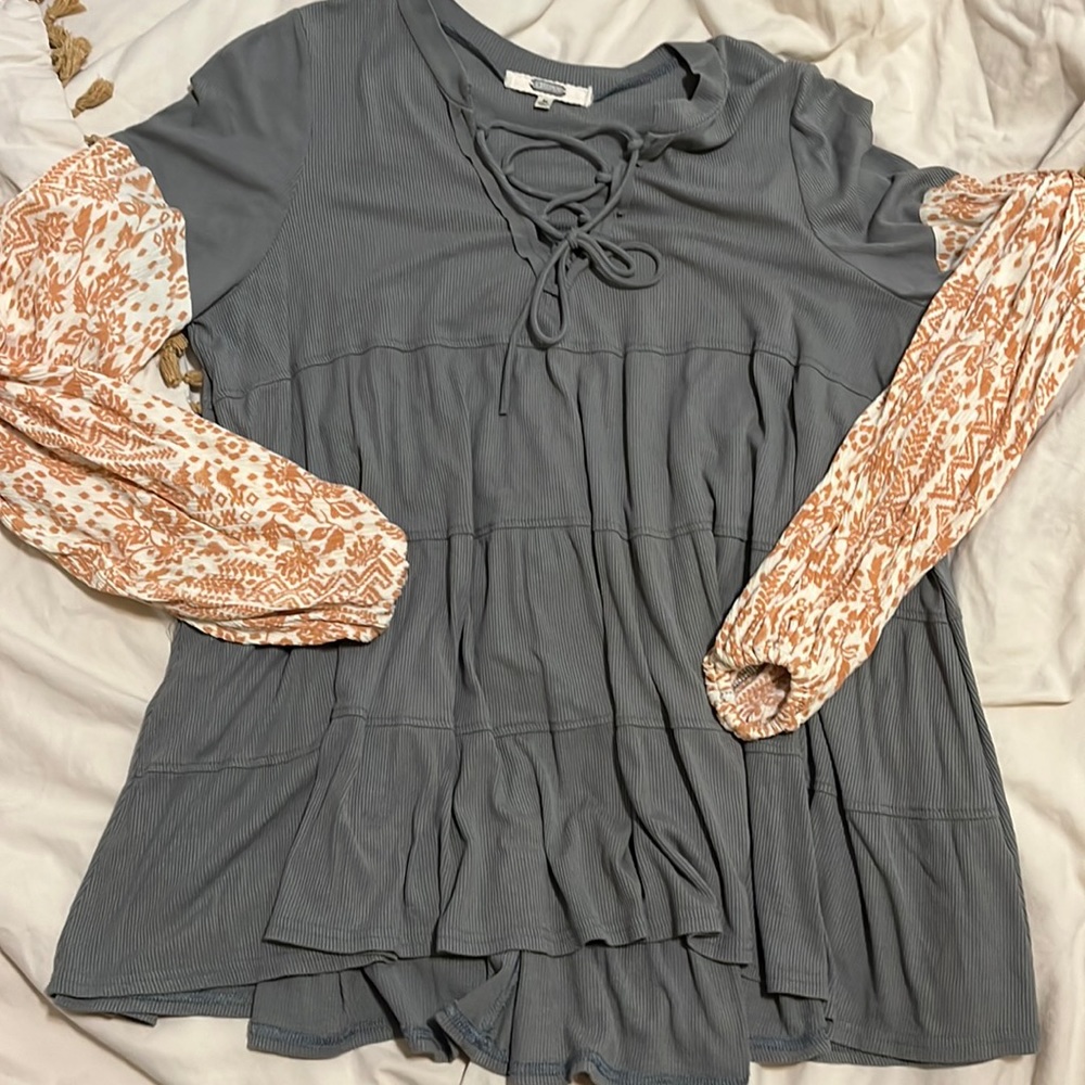 Gimmicks Ruffle Top